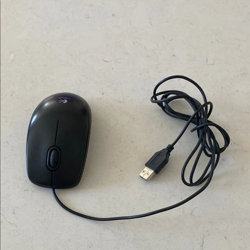 Logitech Wired Optical USB Computer Mouse Black M-U0026 3 Button Scroll Wheel
